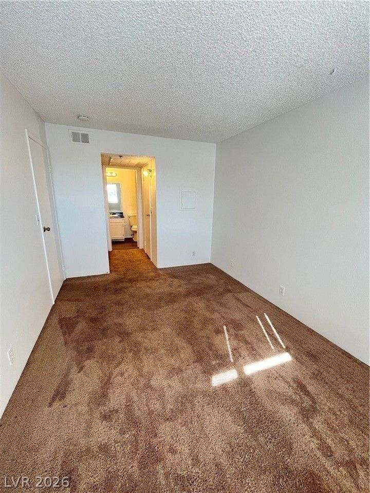 1381 E University Ave #304 - Photo 5 of 9