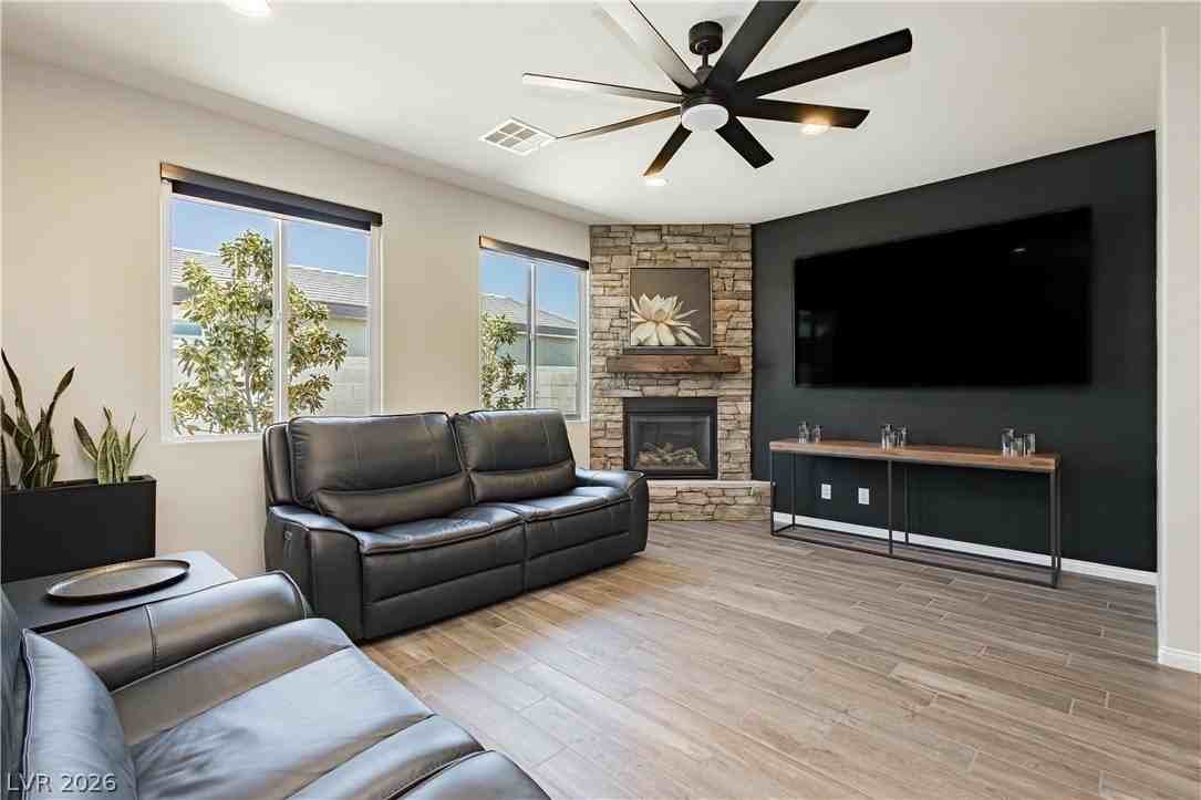 5757 Ireland Ridge Ct - Photo 6 of 50