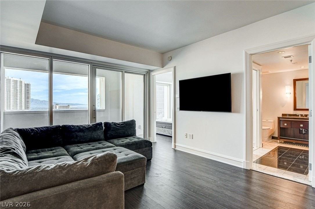 2700 Las Vegas Blvd S #1305 - Photo 2 of 34