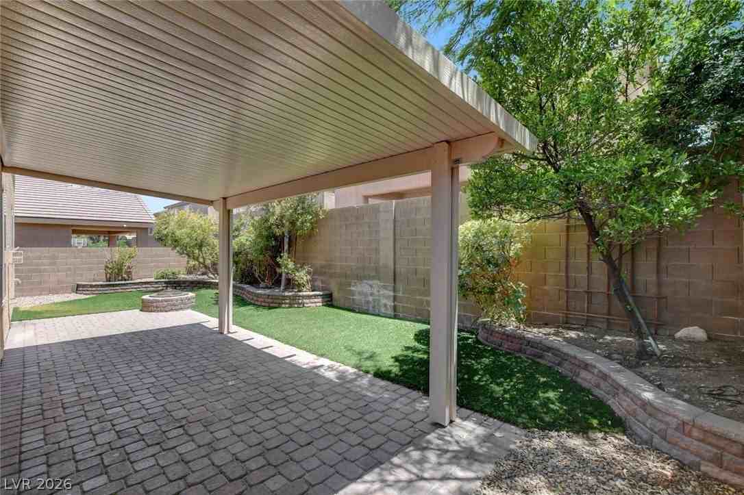 1005 Roaring River Ave - Photo 4 of 42