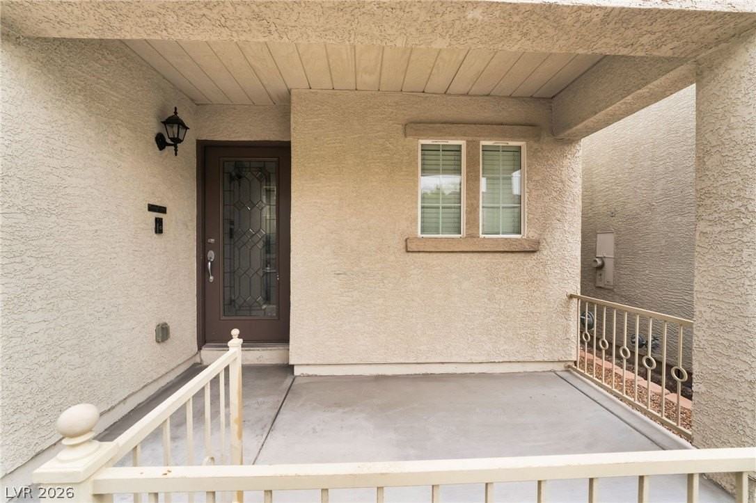 9132 Gabardine Ave - Photo 6 of 35