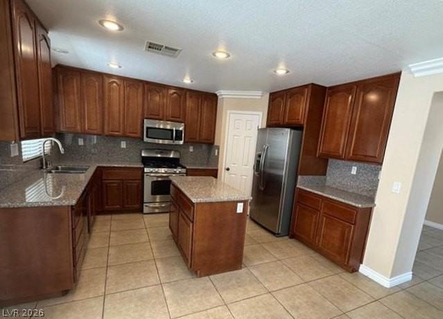 5565 Golden Palms Ct - Photo 6 of 26