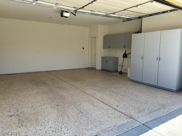 2866 Shimmering Bay St - Photo 2 of 32