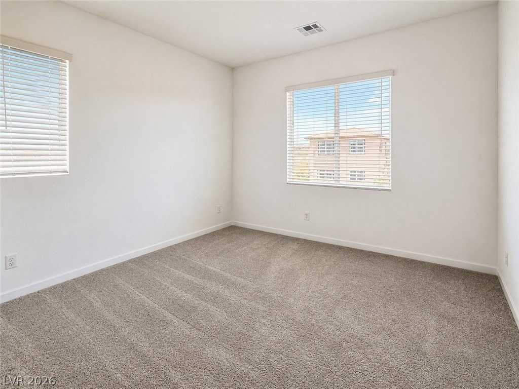 109 Cameron Chase Ave - Photo 7 of 11
