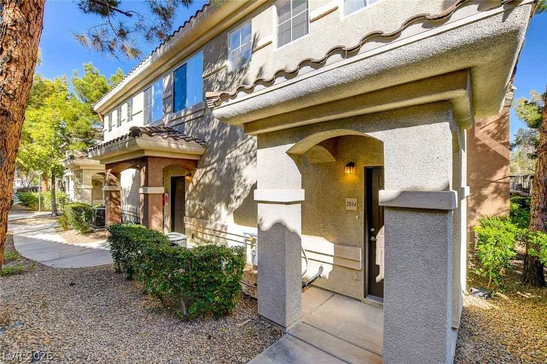 9050 W Warm Springs Rd #1034 - Photo 3 of 17