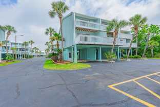 8522 Gulf Blvd #4 - Photo 1 of 1