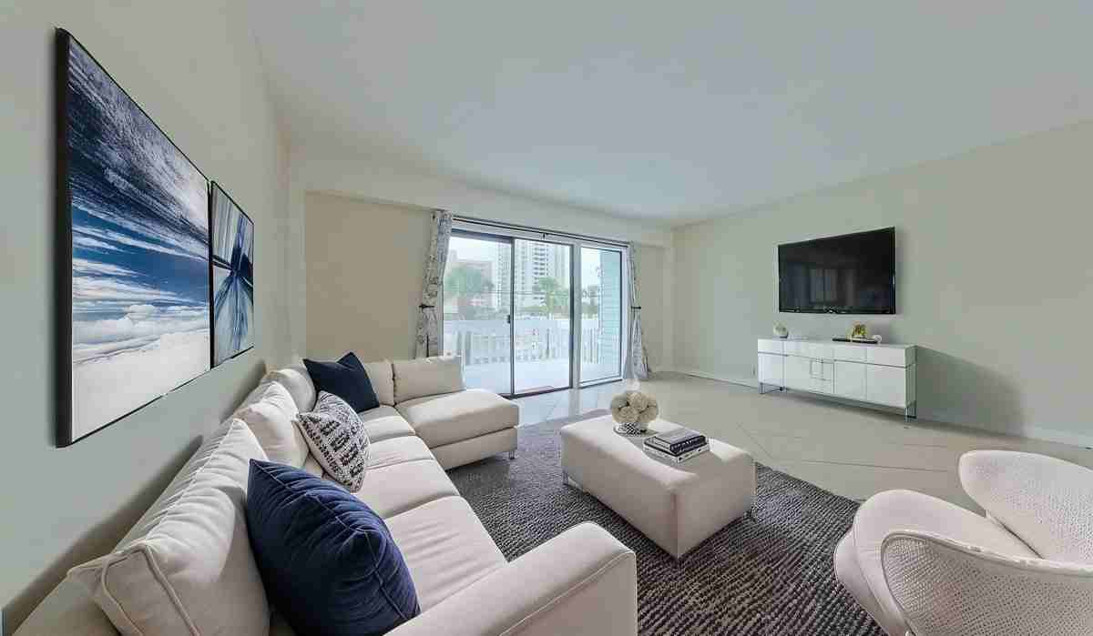 8522 Gulf Blvd #4 - Photo 3 of 13