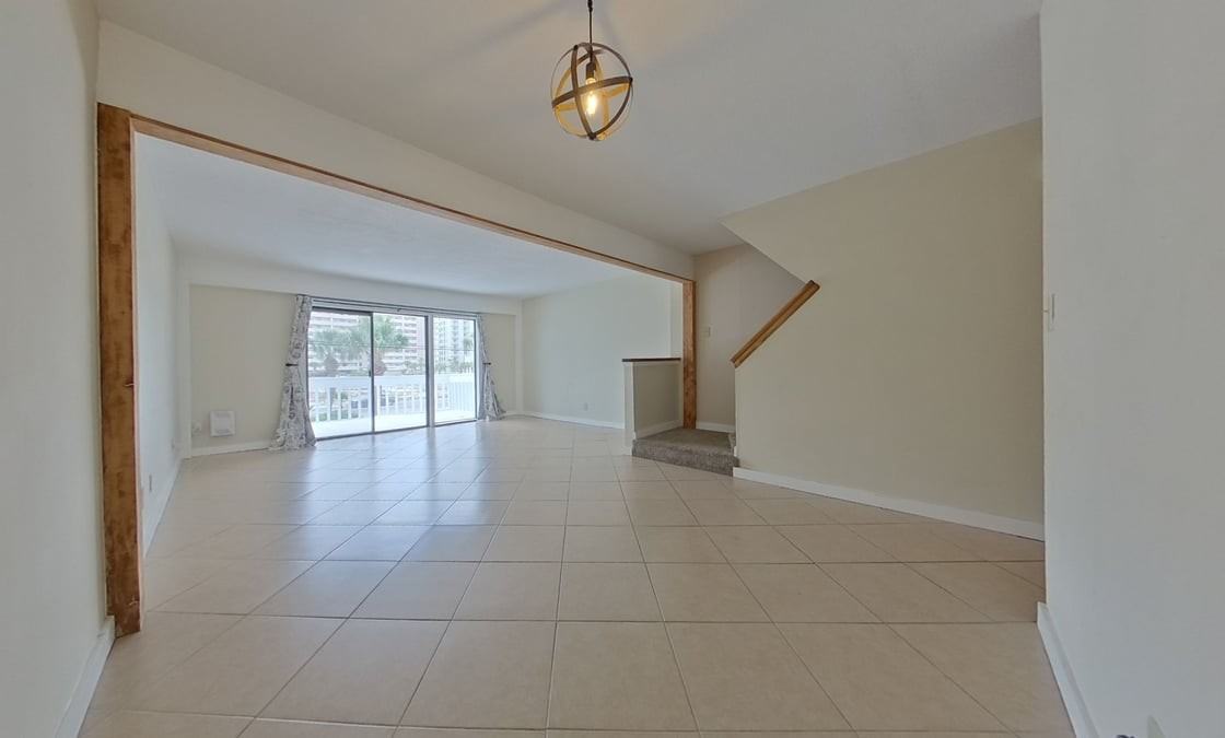 8522 Gulf Blvd #4 - Photo 5 of 13
