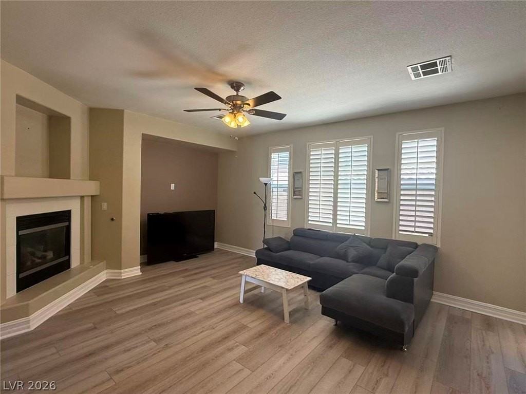 7482 Poppy Hills Ct - Photo 5 of 16