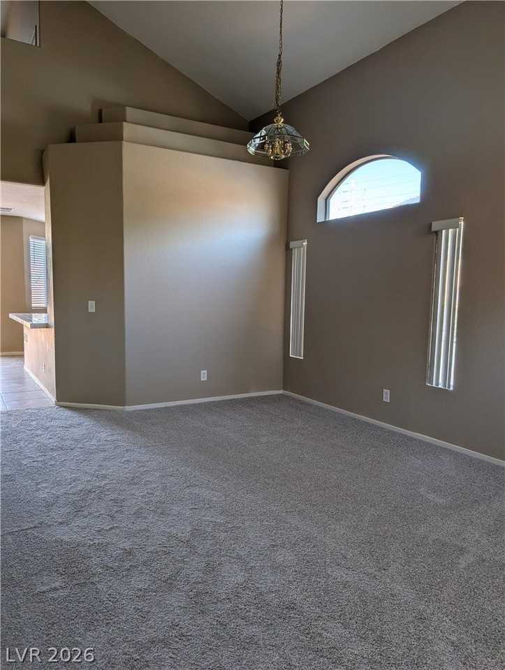 2265 Crooked Creek Ave - Photo 3 of 9