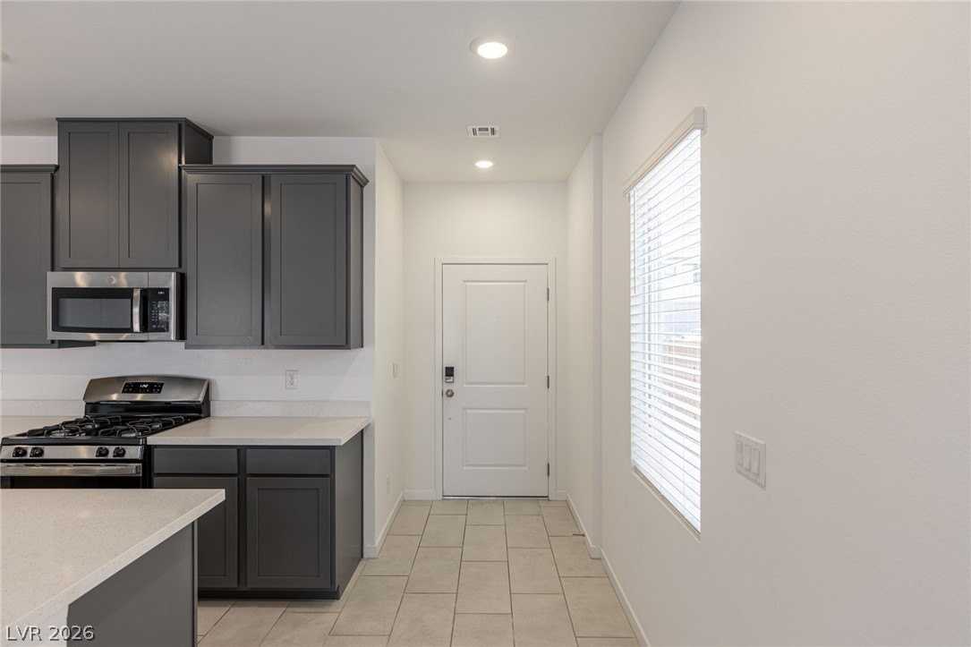 360 Great Ocean Ave - Photo 5 of 50