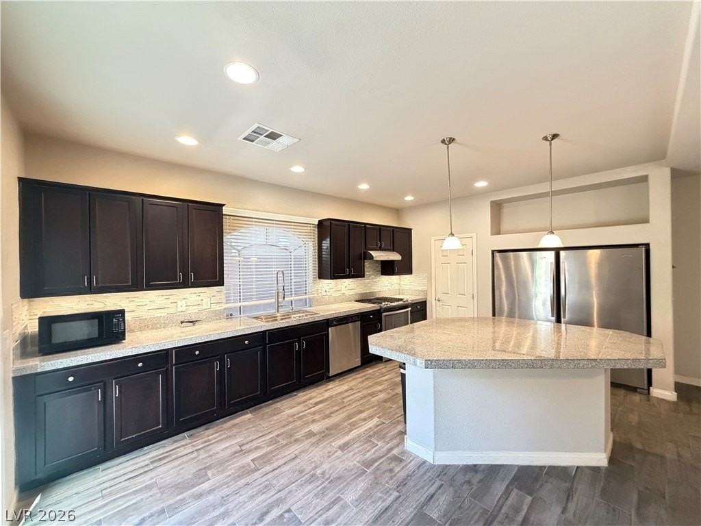 6055 Montana Peak Ave - Photo 5 of 25