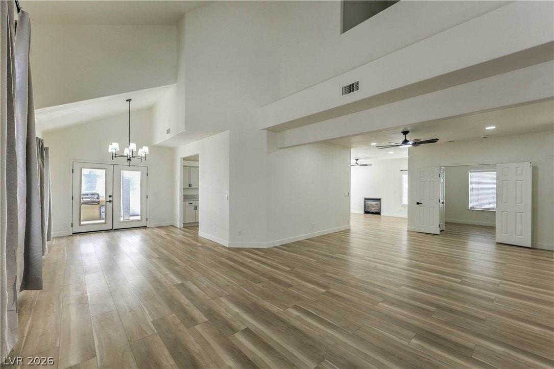 2803 Norfolk Ave - Photo 5 of 41