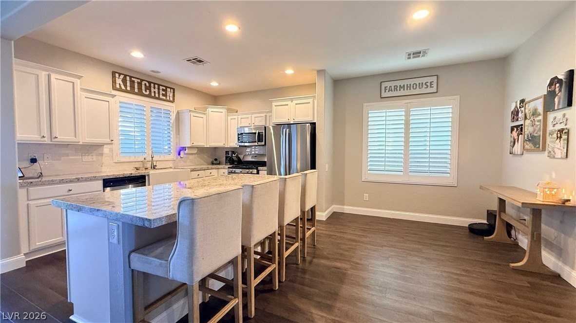 6866 Sigri St - Photo 6 of 31