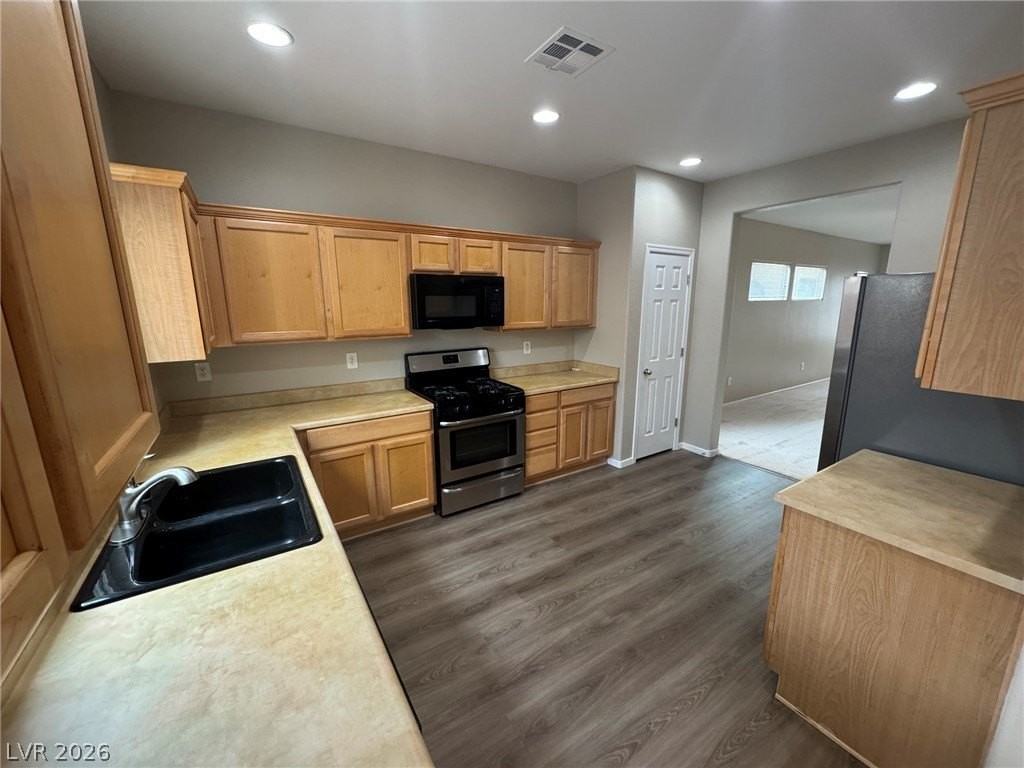 2924 Dotted Wren Ave - Photo 6 of 19