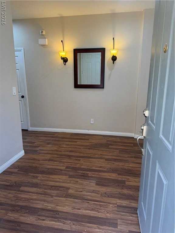 9113 Parkstone Ave - Photo 3 of 20
