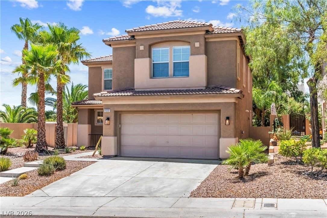11223 Tribiani Ave - Photo 4 of 50