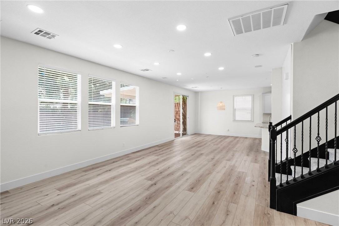 11223 Tribiani Ave - Photo 7 of 50