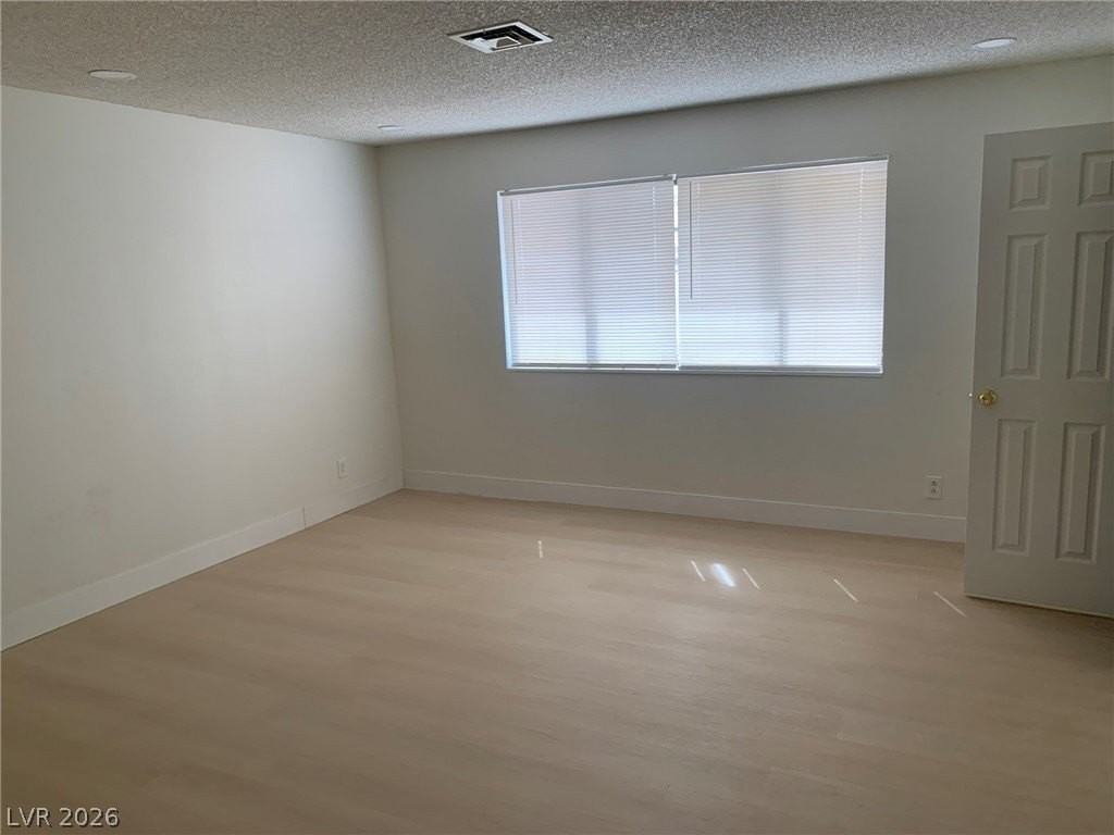 2409 El Tesoro Ct - Photo 4 of 28