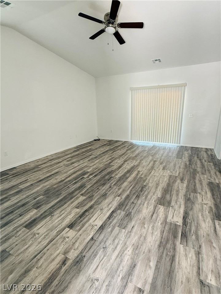 1101 Indio Ct #1 - Photo 6 of 14