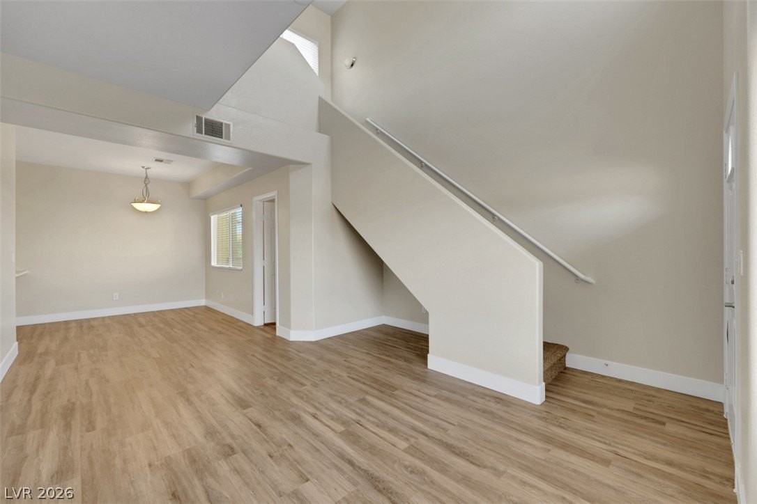502 Birdseye St - Photo 3 of 19