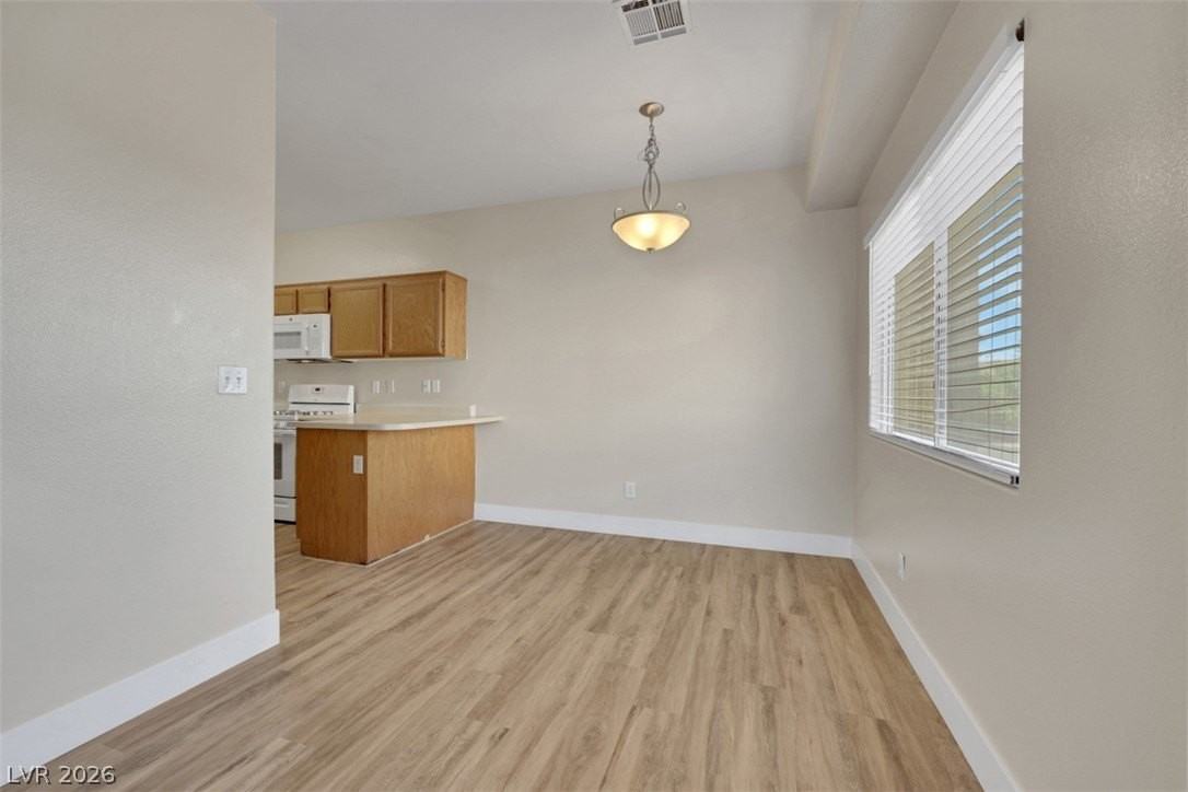 502 Birdseye St - Photo 5 of 19