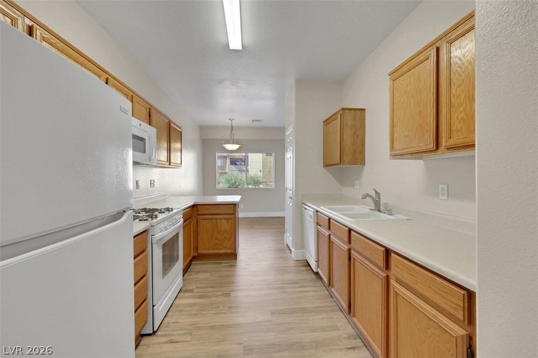 502 Birdseye St - Photo 7 of 19