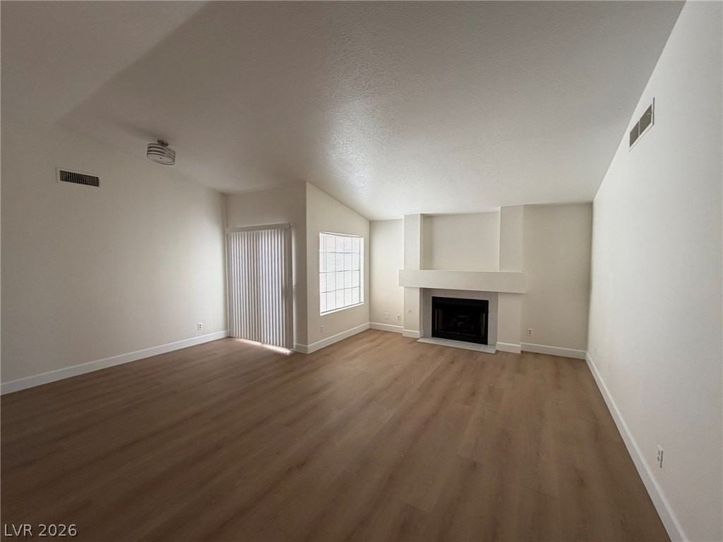 2324 Chapman Hill Dr - Photo 3 of 19