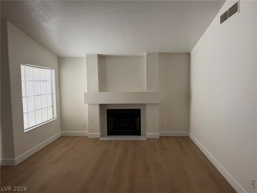 2324 Chapman Hill Dr - Photo 4 of 19