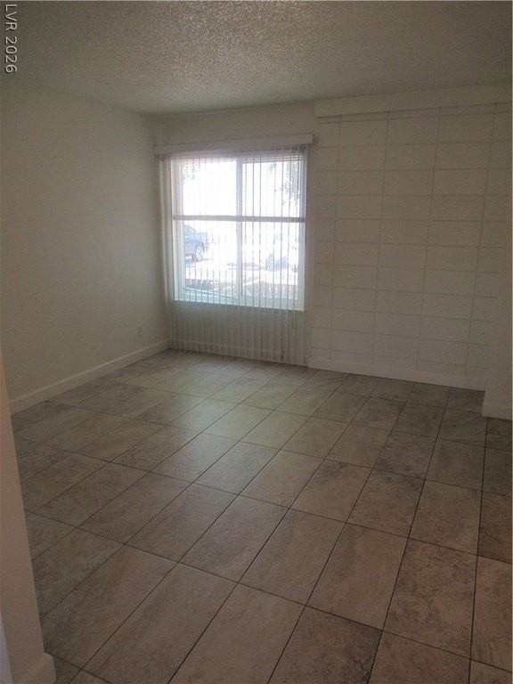 357 E Van Wagenen St #0 - Photo 6 of 29