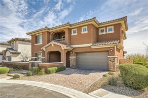 featured image of 12165 Edgehurst Ct