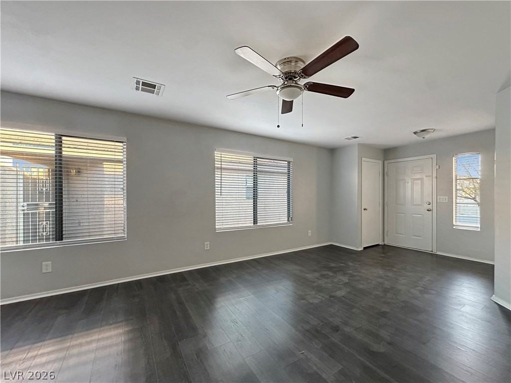 7868 Steamboat Springs Ct - Photo 3 of 23