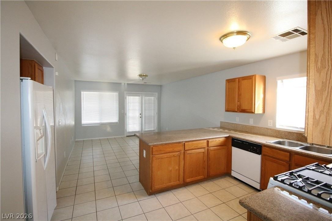 7868 Steamboat Springs Ct - Photo 5 of 23
