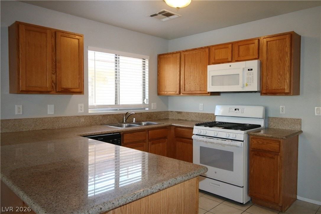 7868 Steamboat Springs Ct - Photo 6 of 23