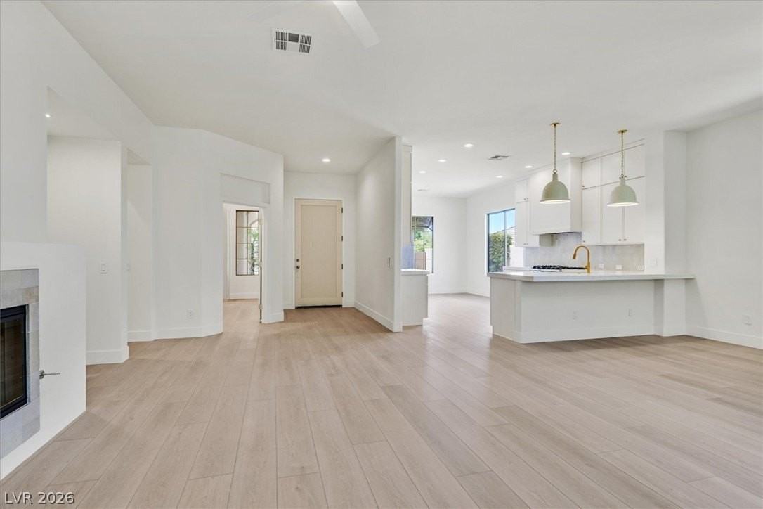 28 Stonemark Dr - Photo 7 of 50