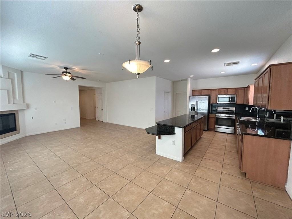 1030 Via Nandina Pl - Photo 5 of 26