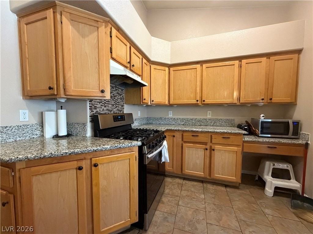 6405 Steamship Ct - Photo 7 of 30