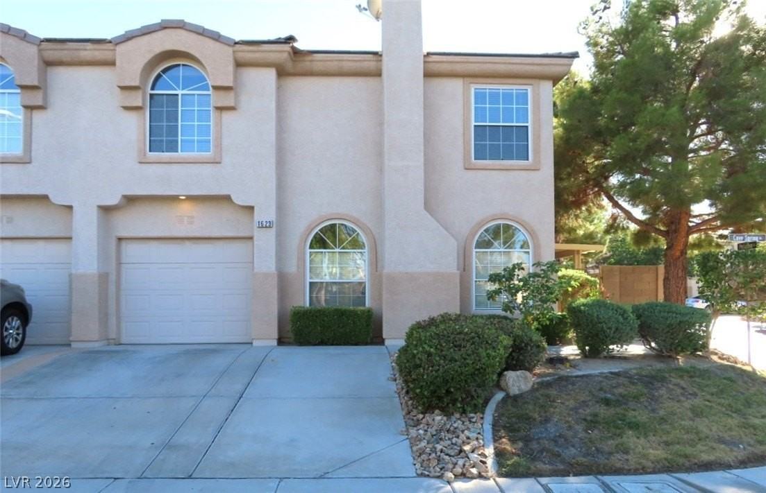 1623 Cave Spring Dr - Photo 3 of 31