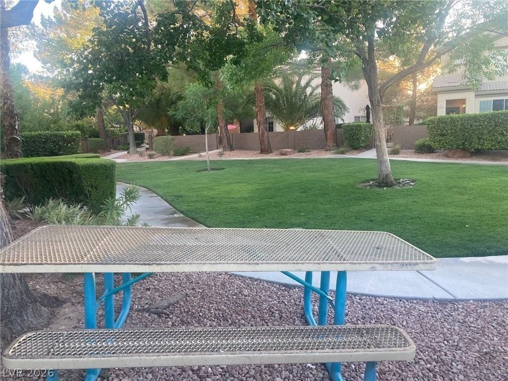 10024 Via Toro Ave - Photo 6 of 16