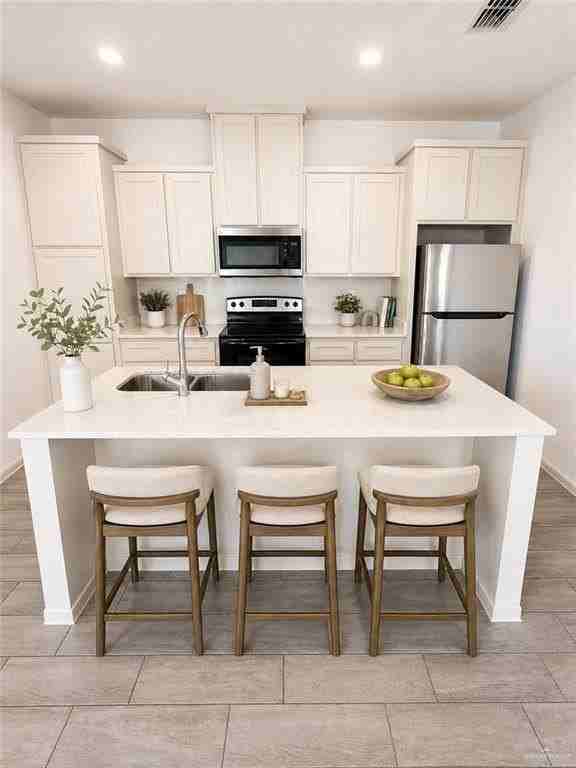 1505 Shavano Dr #4 - Photo 3 of 11