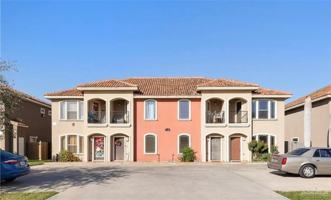 featured image of 1305 E Olympia Ave #D