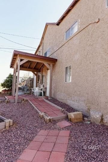 560 E Tonto St - Photo 2 of 15