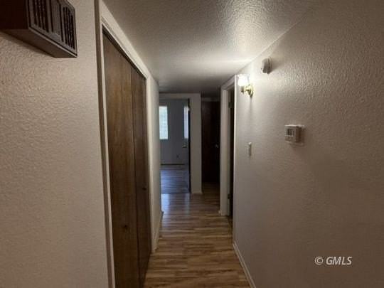 210 E Hunter Dr - Photo 7 of 18
