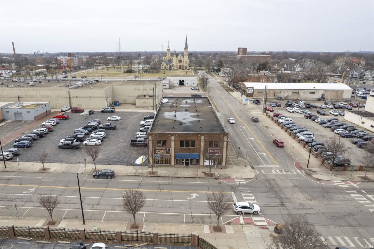 301 S Lafayette Blvd - Photo 3 of 32