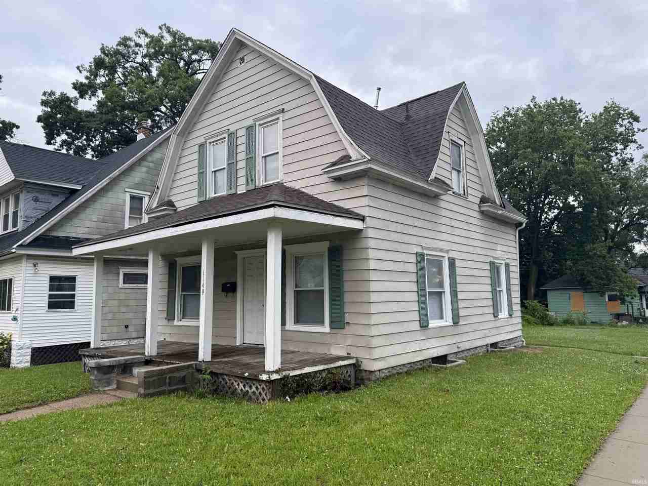 1149 E Indiana Ave - Photo 2 of 25