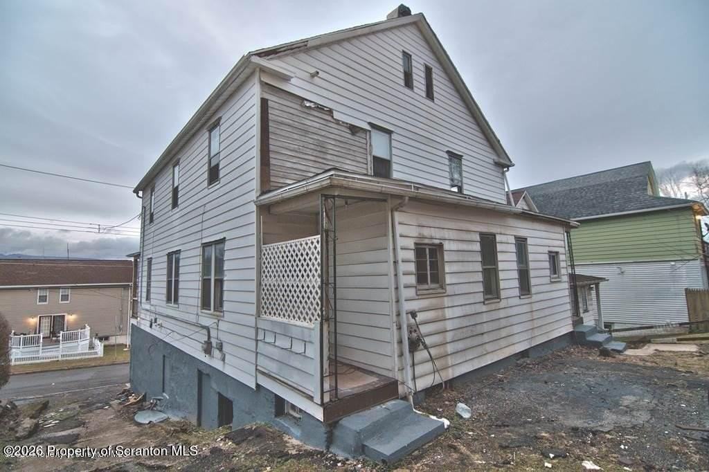 34 Simon Block Ave - Photo 3 of 45