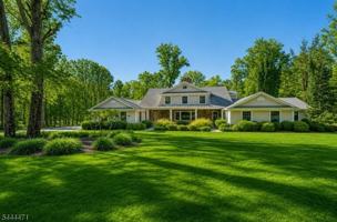 featured image of 5 Winding Way