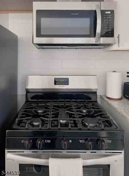 308 N 2nd St #2 - Photo 7 of 13