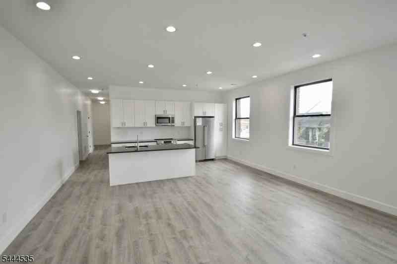 340 Millburn Ave #2A - Photo 2 of 24
