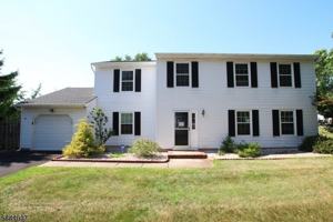 featured image of 2 Wyndham Way
